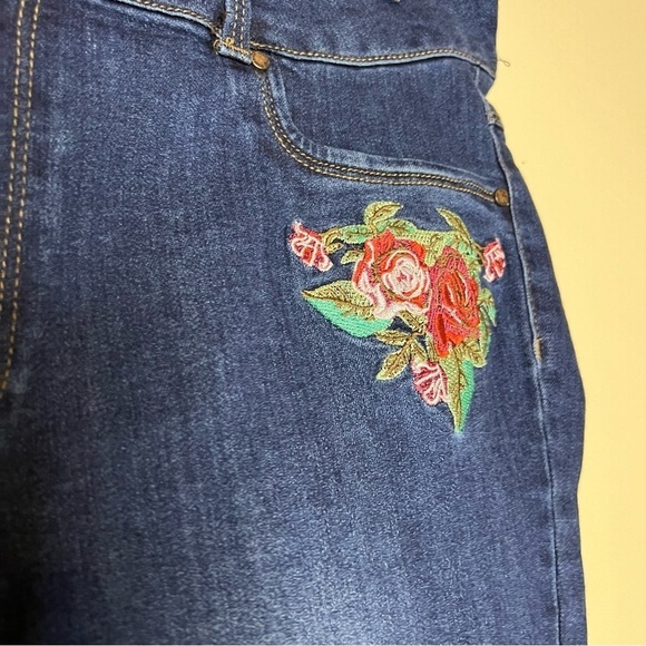 WORKSHOP Republic Embroidered Jeans - Picture 5 of 5